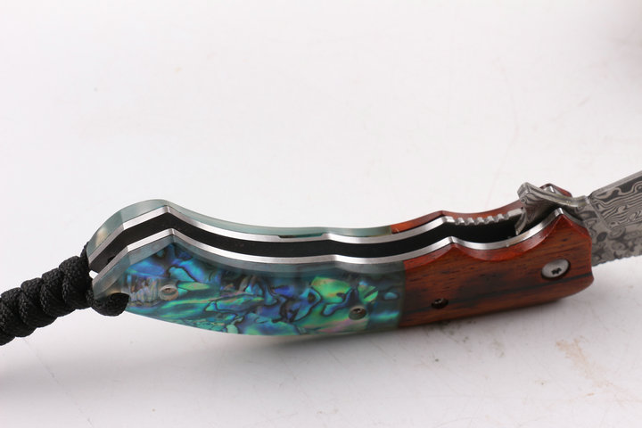 Mild Deer VG10 Damascus steel Abalone folding knife UD404895